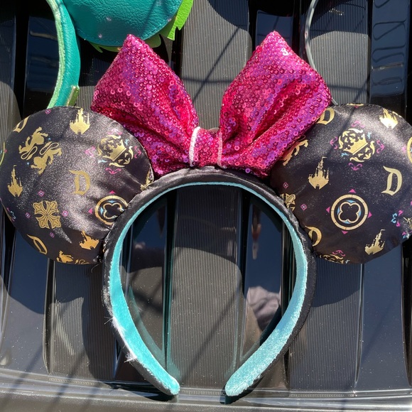 Three Disney Headbands in like new condition - Picture 6 of 6